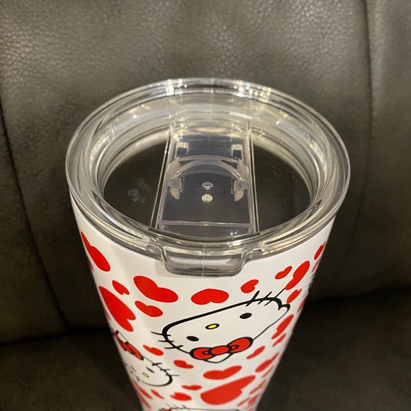 Hellokitty Valentine’s tumbler - Picture 3 of 3